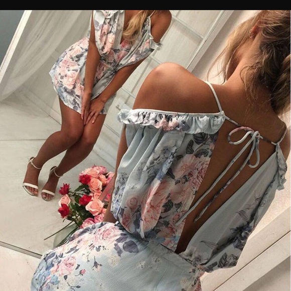 RESTOCKED Pastel floral Romper - Picture 2 of 5